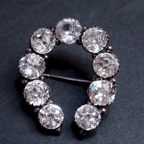 シルバー＆ペースト　ヴィクトリアン　ホースシューブローチ(3.4cm)