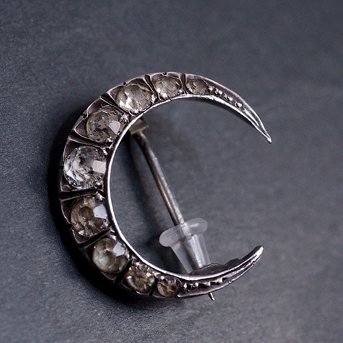 シルバー&ペースト クレセントムーンブローチ(2.3cm)