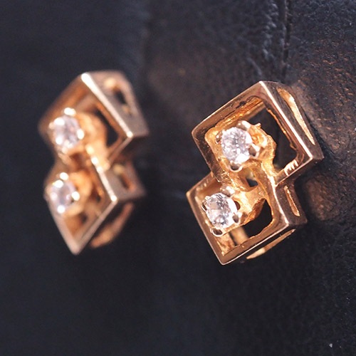9金　ダイヤモンド　ダブルスクエア　ピアス