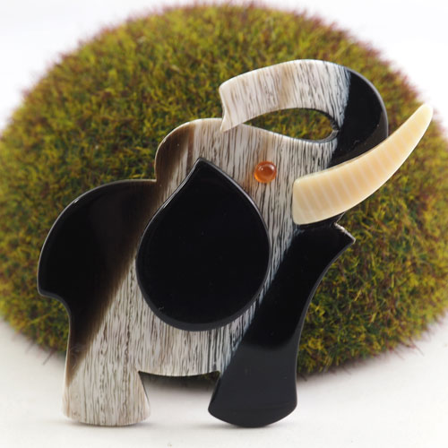 Lea Stein リアスタン　エレファント　ブローチ