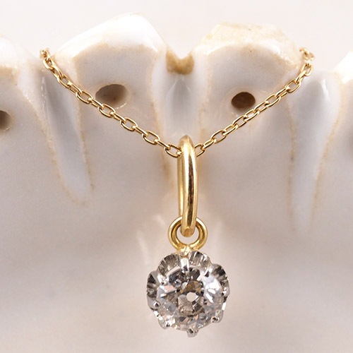 18金　オールドヨーロピアンカット　ダイヤモンド　ソリティアペンダント