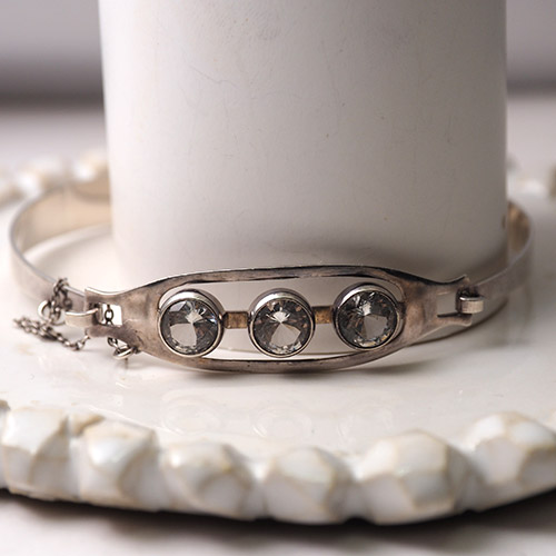 Auran Kultaseppa クルタセッパ　クリスタル　シルバーバングル