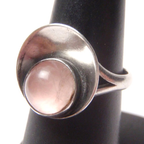 sold-N.E.FROM (N.E.フロム）　ローズクォーツ　ドットリング　直径1.5cm