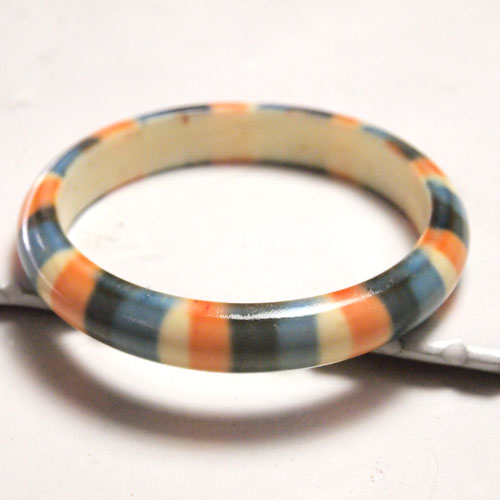 オールドプラスチック　ハンドペイント　ストライプバングル