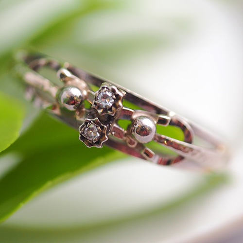 18金　スウェーデン　ホワイトゴールド　小さなトワエモア　リング（北欧　ビンテージジュエリー）