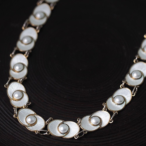 シルバー　ホワイトエナメル　アールデコ　ネックレス