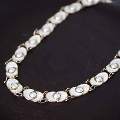 シルバー　ホワイトエナメル　アールデコ　ネックレス