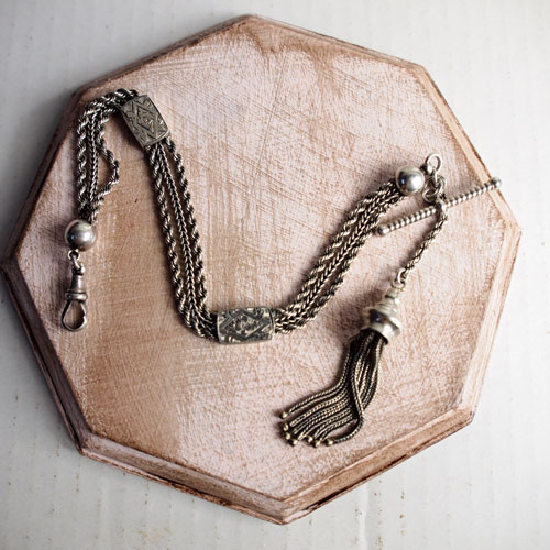 ヴィクトリアン　シルバー　タッセルアルバートチェーン(ショート）