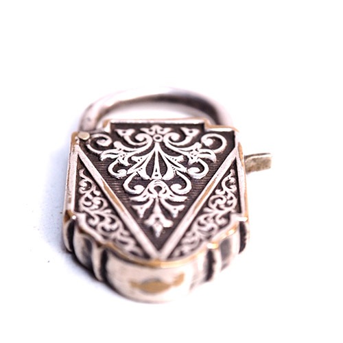 シルバーカラーメタル　スクエアパドロック