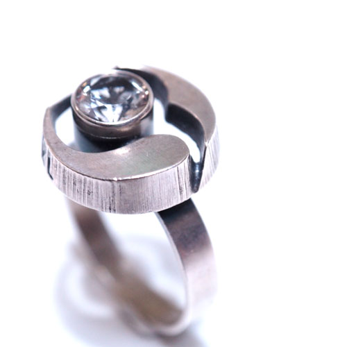 STEN & LEINE シルバークリスタル　サークルリング