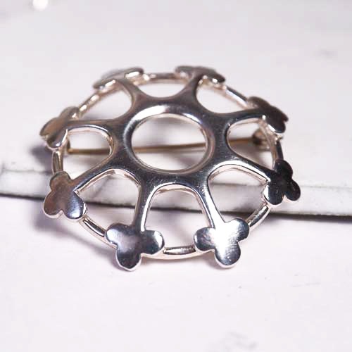 Karasjok ノルウェイ　シルバークローバー　ブローチ