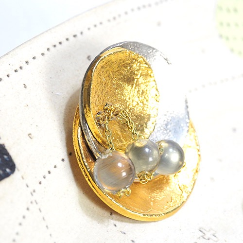 MONIQUE VEDIE モニックベディエ　ゴールド＆シルバーカラー　ピン