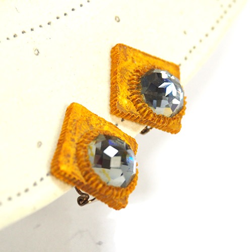 MONIQUE VEDIE モニックベディエ イエロー&グレイ イヤリング