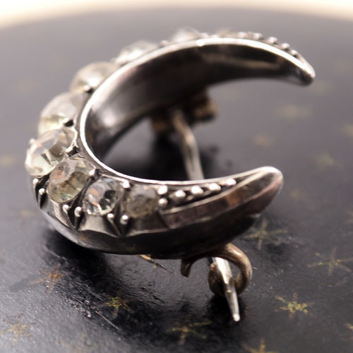 シルバー＆ペースト　三日月ブローチ(2.2cm)