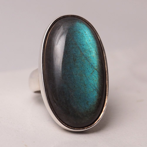 カウニスコル　ラブラドライト　オーバルリング（3cm)