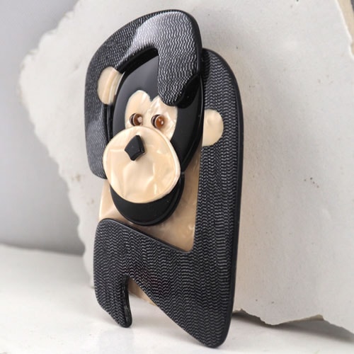 Lea Stein リアスタン モンキーブローチ