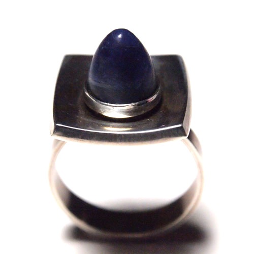 N.E.FROM(N.E.フロム）ラピスラズリとんがりリング