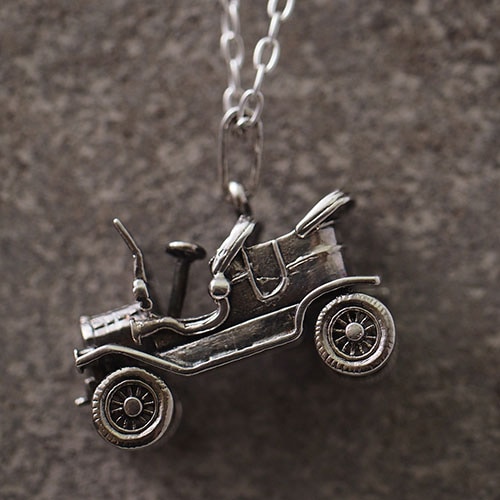 シルバー　T型フォード　ミニチュアペンダント　