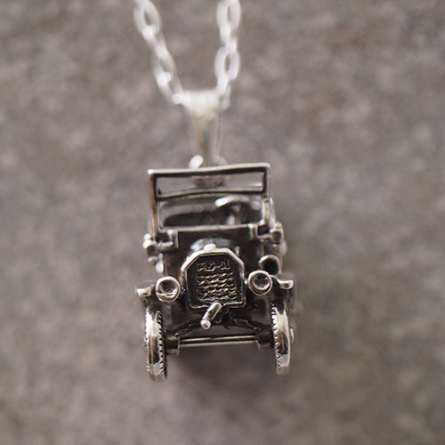 シルバー　T型フォード　ミニチュアペンダント　