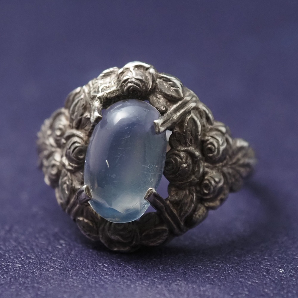 アールデコ・ローズ ｜ 天然ムーンストーン＆アンティークシルバーリング