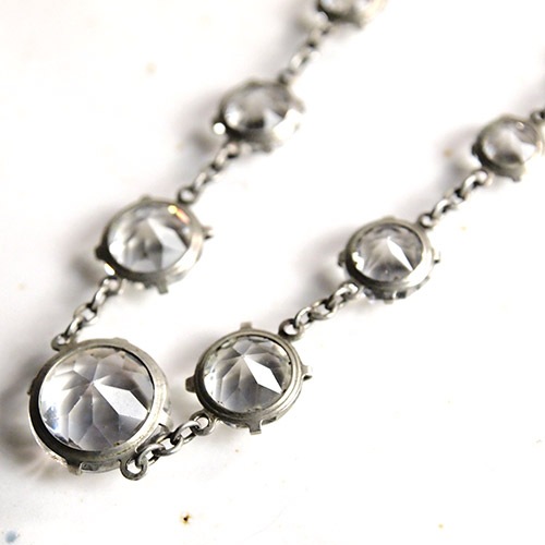 クリアクリスタル メタルアールデコネックレス