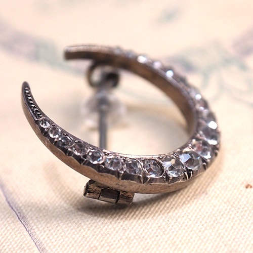 シルバー ペースト クレセントムーンブローチ(2,4cm)