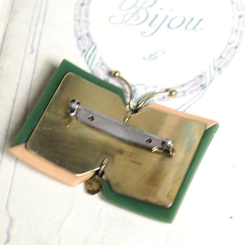 AUGUSTE BONAZ  オーギュストボナーズ　ピンク＆グリーン　アールデコバタフライブローチ