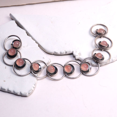 N.E.フロム　ローズクォーツ　ドットブレスレット