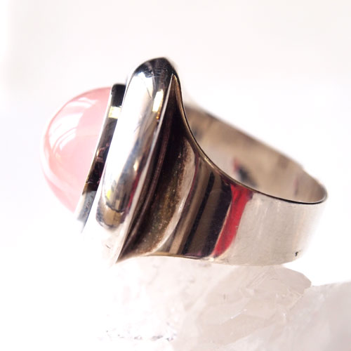 N.E.FROM（N.E.フロム）ローズクォーツ　ボリュームリング