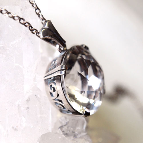 シルバー　ロッククリスタル　ペンダント