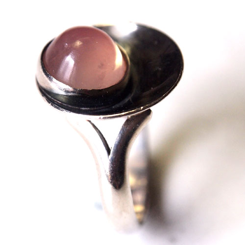 N.E.FROM（N.E フロム）ローズクォーツ　ドットリング