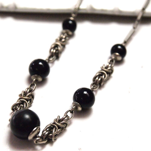 JACOB BENGEL ベンゲル　ブラックガラリス＆クロームネックレス（ツイスト）