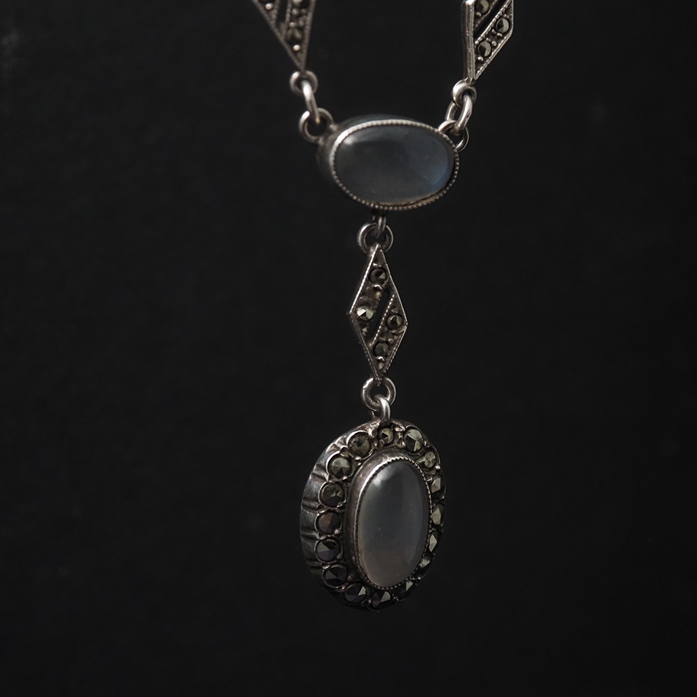 天然ムーンストーン×マーカサイト アールデコ・シルバーネックレス