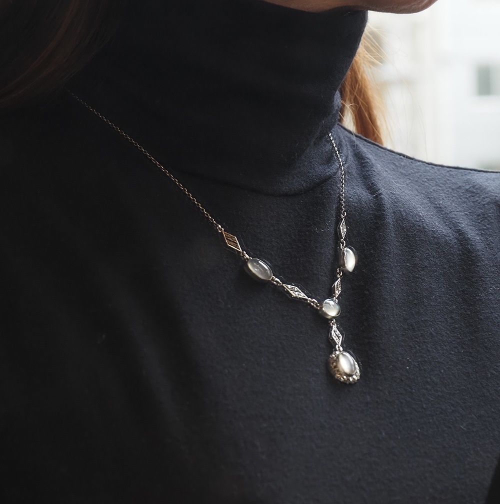 天然ムーンストーン×マーカサイト アールデコ・シルバーネックレス