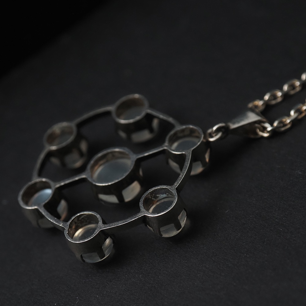 天然ムーンストーン・7クラスター アールデコ・シルバーペンダント