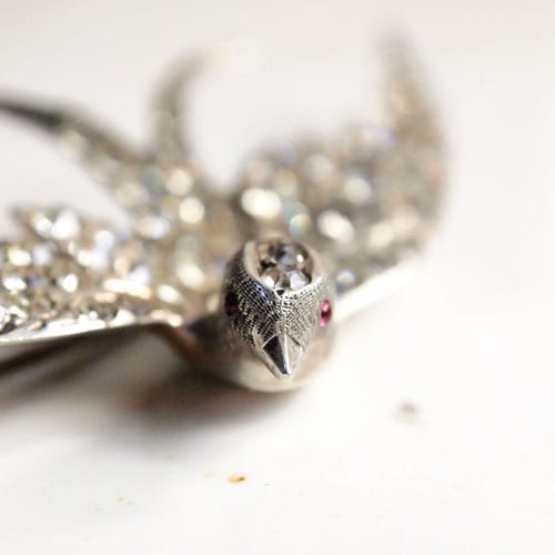 ヴィクトリアン シルバー＆ペースト 大きなツバメブローチ