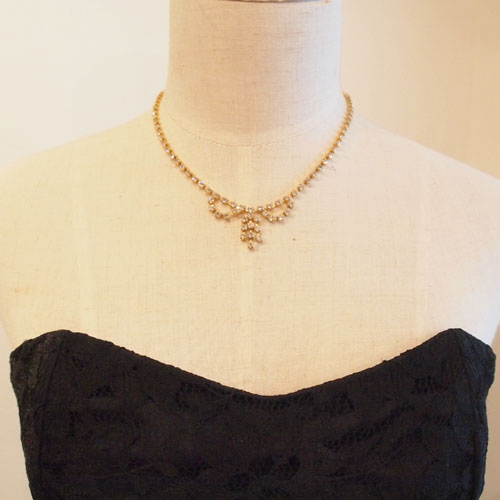 クリアクリスタル　リボン　ネックレス