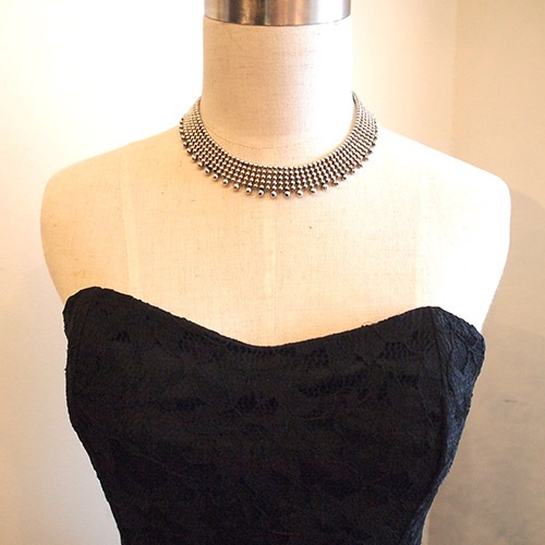 ヴィクトリアン　シルバーボール　カラーネックレス　