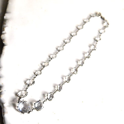 クリアクリスタル メタルアールデコネックレス