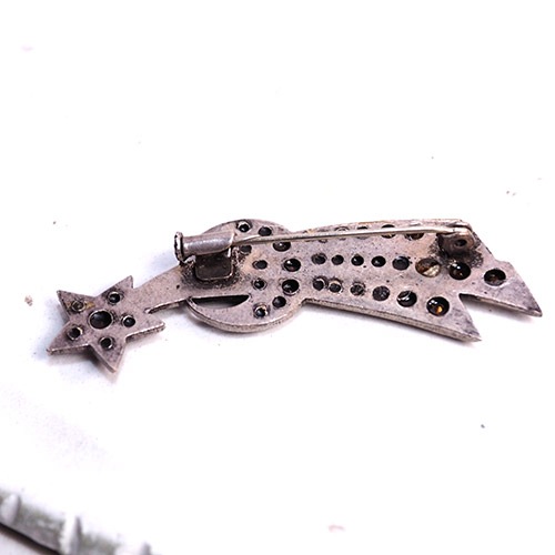 シルバーカラーメタル　流れ星ブローチ