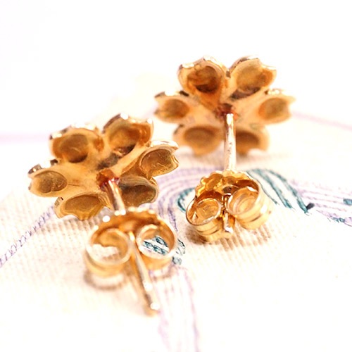 9金 ダイヤモンド フラワーピアス (アンティークジュエリー)