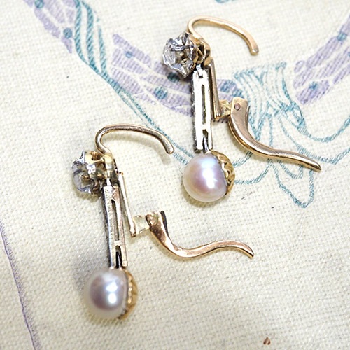 18金　パール＆ローズカットダイヤモンド　アールデコピアス
