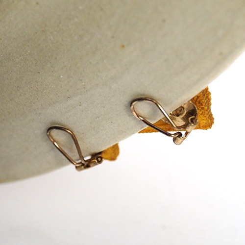 MONIQUE VEDIE モニックベディエ イエロー&グレイ イヤリング