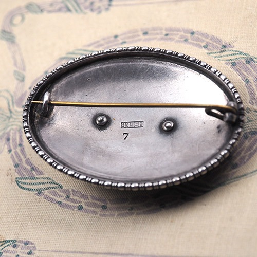 シルバー＆ブルーエナメル　フラワーブローチ