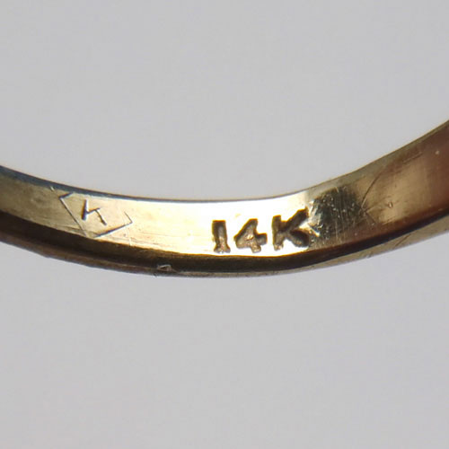 14金　オニキス＆ダイヤモンド　スクエアリング