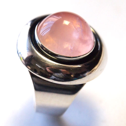 N.E.FROM（N.E.フロム）ローズクォーツ　ボリュームリング