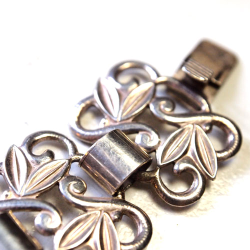 シルバーリーフワイドブレスレット