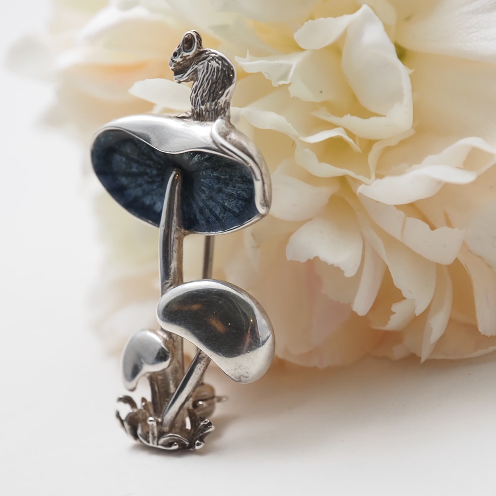 Norman Grant ノーマン・グラント シルバーエナメル「きのことネズミ」ブローチ