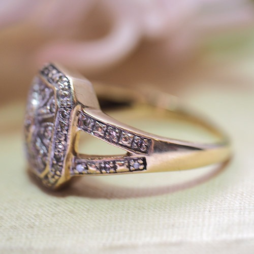 9金　ダイヤモンド　スクエアリング（アンティークジュエリー）