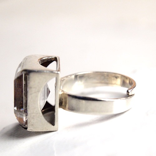 Bengt Hallberg SWEDESIGN スクエアロッククリスタル リング